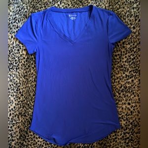 no boundaries v neck